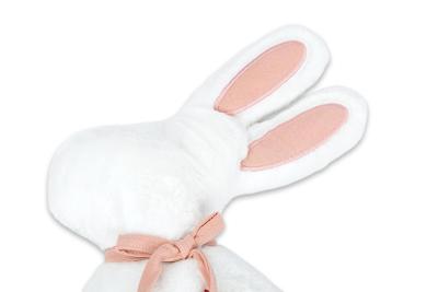 Plyšový polštářek zajíc s bohatou výšivkou, bílý