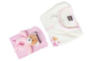 Dárkový set pro nejmenší SLEEP WELL® PUNTÍK (spací pytel + chrastítko medvídek) - růžový