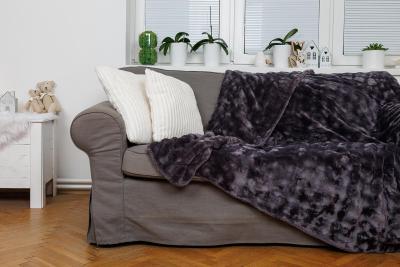 Luxusní deka mikroflanel/mikroplyš STELLA - 150x200 cm, design obláčky antracit